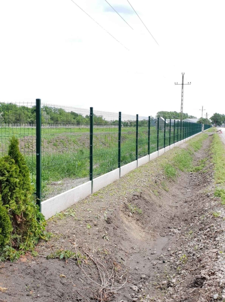 3D táblás kerítés panel, vadháló, drótfonat, drótháló, oszlop, kapu